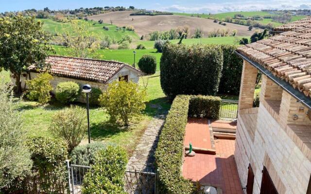 S214 - Sirolo, Trilocale Con Giardino in Zona Tranquilla