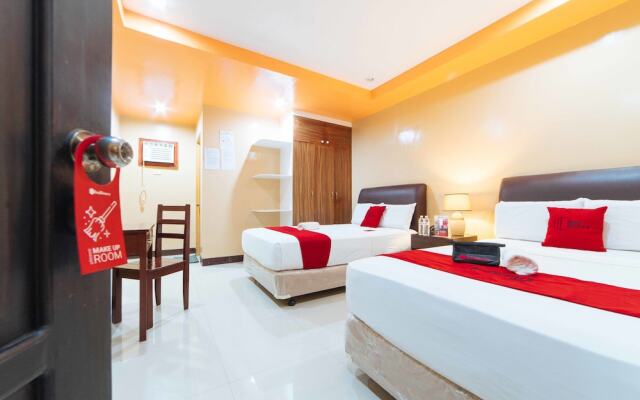 Reddoorz Plus Near Sm Ecoland Davao