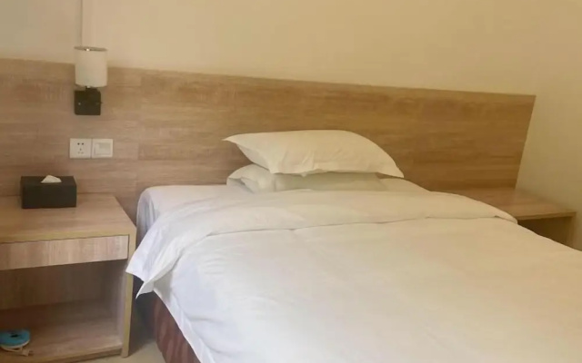 Huguang Holiday Hotel – Guest Rooms – Guangzhou