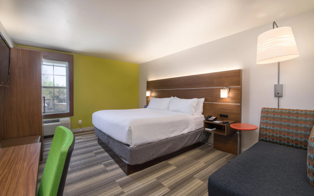 Holiday Inn Express Hotel & Suites Phoenix-Airport by IHG