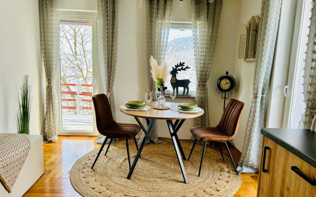 “Bear Hill” Apartments