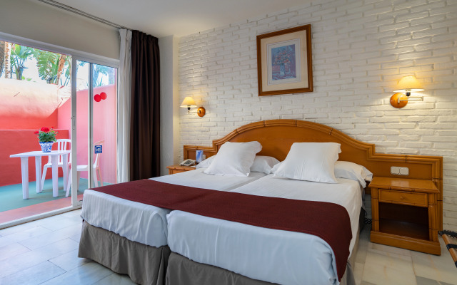 Hotel MS Tropicana
