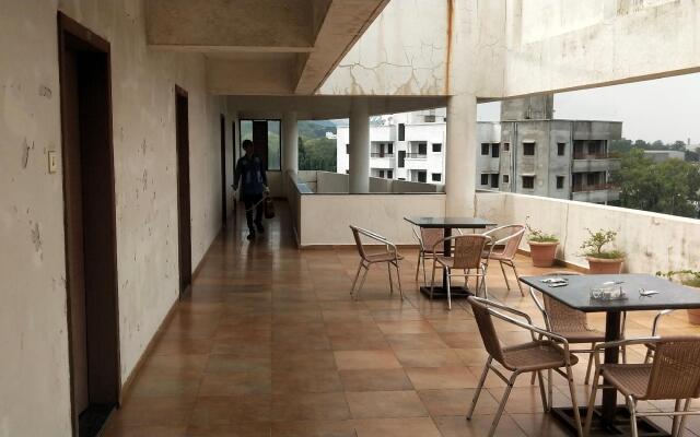 Hotel Sumanchandra Suites