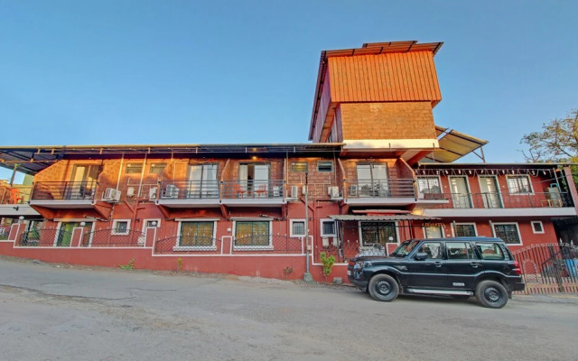 Treebo Trend Hotel Green Woods