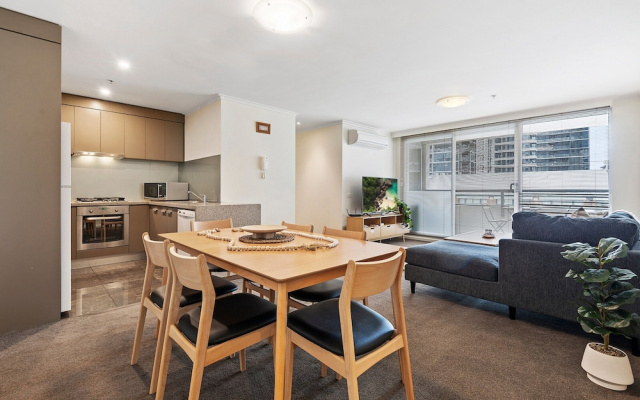 Gorgeous 3-bed Apartment Near Flagstaff Gardens – Guest Rooms – Melbourne
