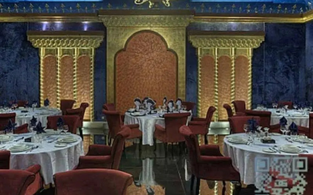 Royal Hotel Darvishi