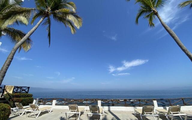 Costa Sur Resort by VRHost