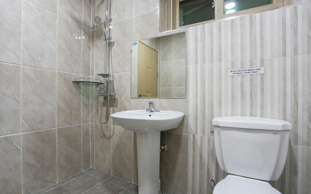 Yeonggwang Beach Central Pension