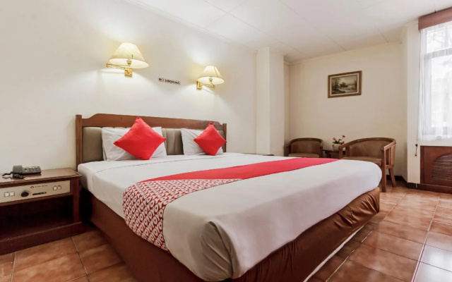 Surya – Guest Rooms – Jakarta