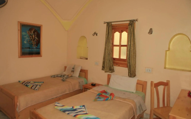 El Fayrouz Hotel