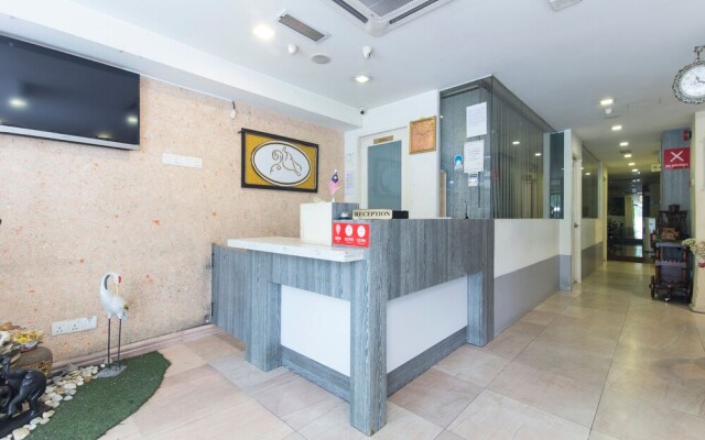 OYO 124 Hotel Seniman Sentul