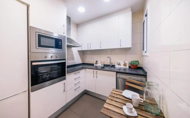 Comfortable 3-bedroom next to Sagrada Familia