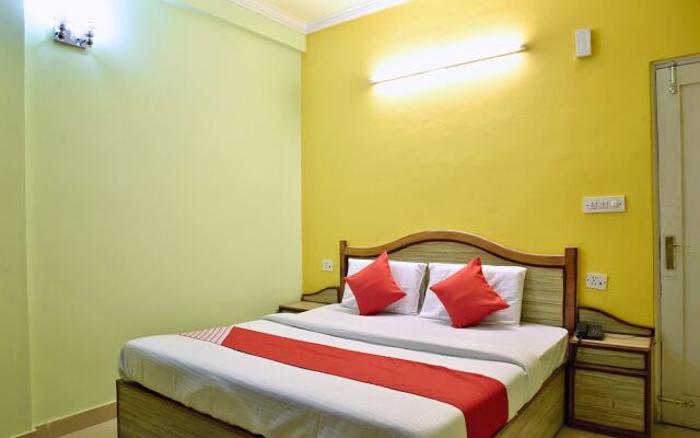 OYO 10752 Hotel Sitara International