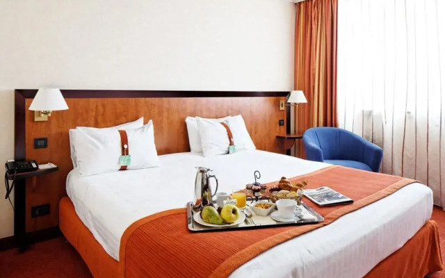 Doubletree By Hilton Paris Bougival