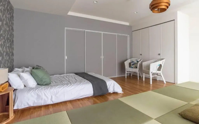 Mido Elphan Building 8