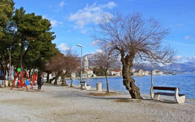 Apartment Vana - 400 m from beach