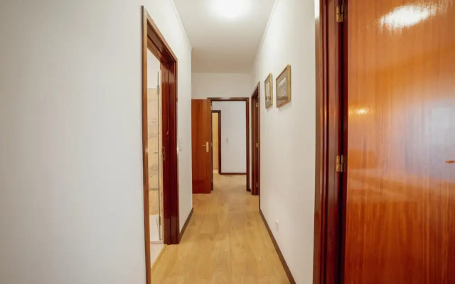 City Center Grand SEA View Terrace by Vacationy