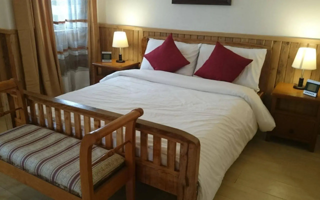 Chateau Beatrice Bed & Breakfast