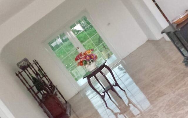 BamBoo Breeze Inn