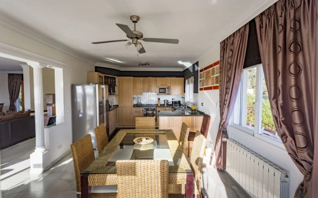 Villa Near Beach In Marbella