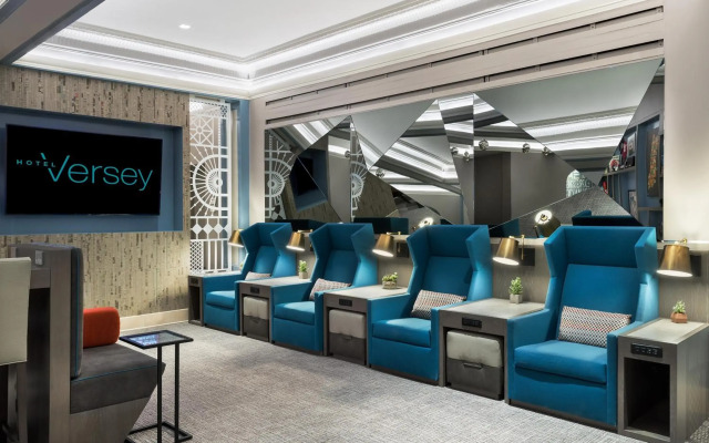 Hotel Versey