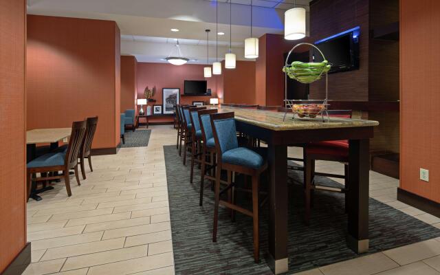 Hampton Inn & Suites Bremerton