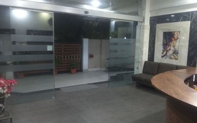 Jk Rooms 141 Peanut Nr Central Mall