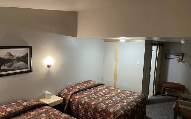 Hooks Hideaway Motel