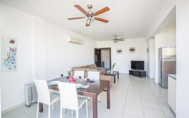 Your Dream Holiday Apartment in Paralimni, Paralimni Apartment 1215