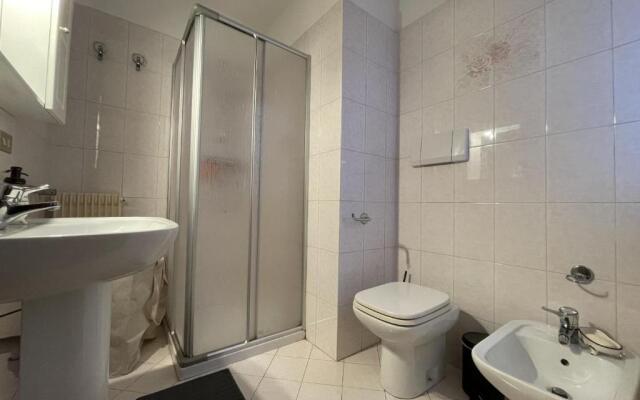 Trilocale con balcone San Gerolamo 055