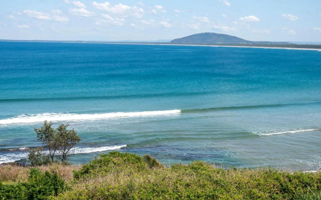 90 OCEANS EDGE Gerroa 4pm Check Out Sundays