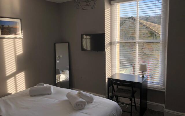 The Waverley Hotel