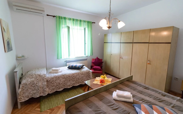 Apartments Bogetic