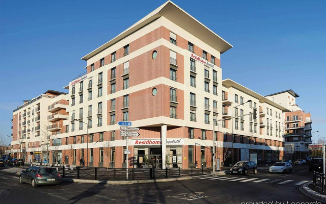 Residhome Aparthotel Paris Evry