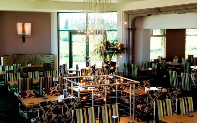 Radstone Hotel