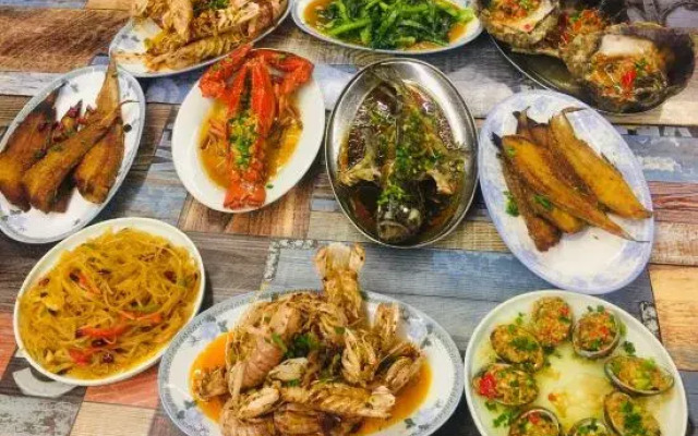 Weizhou Island Manyue Homestay (Shiluokou Beach Shop)
