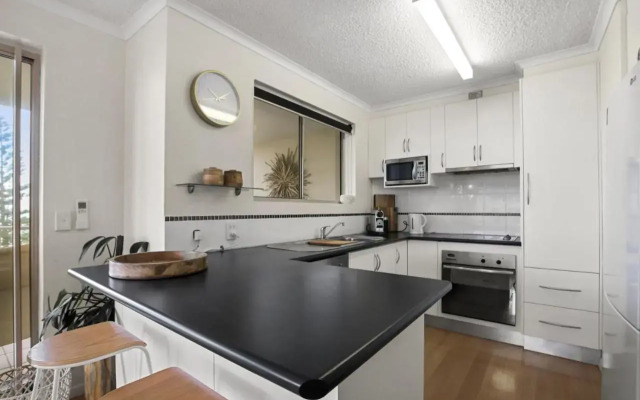 Minya Court 4 12 Esplanade Headland Kings Beach