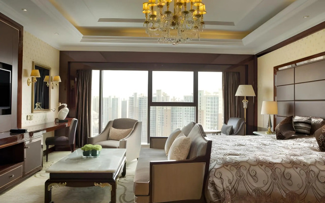 Slater International Hotel