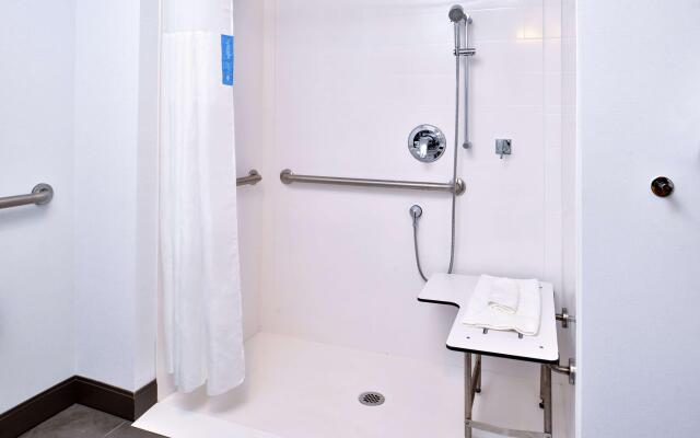 Hampton Inn Cedar Falls Downtown