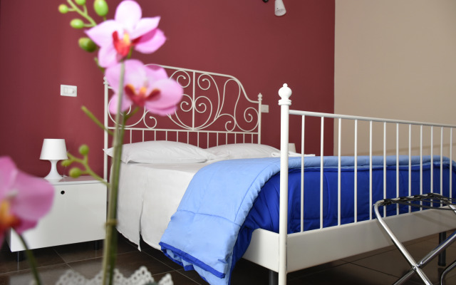 Ascot Hotel