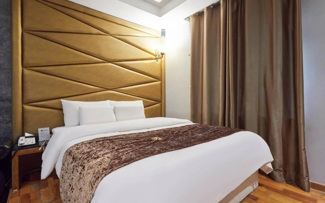 Blixx Hotel