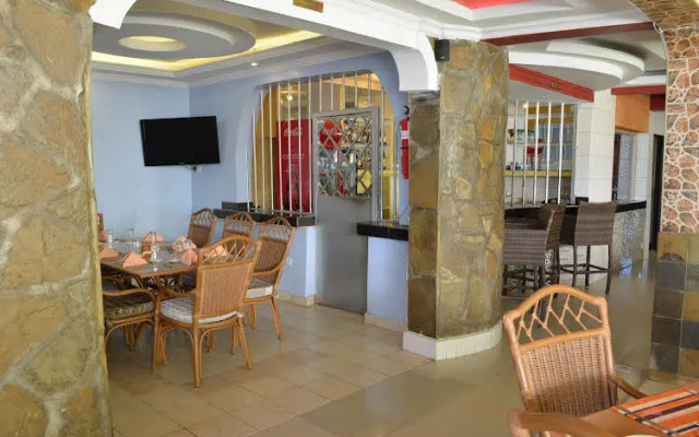 Royal City Garden Hotel
