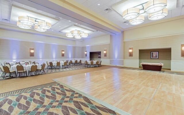 Wyndham Hamilton Park Hotel and Conference Center