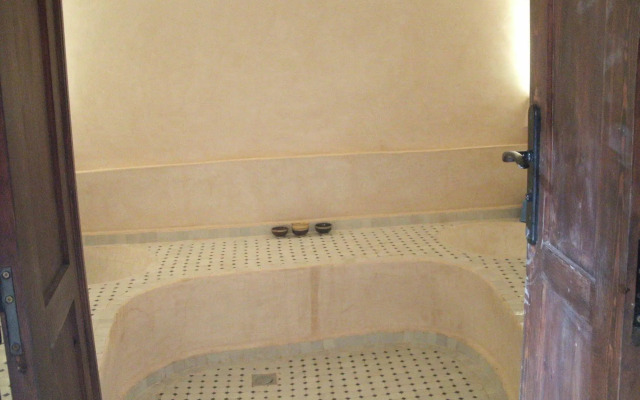 Riad Thaïs