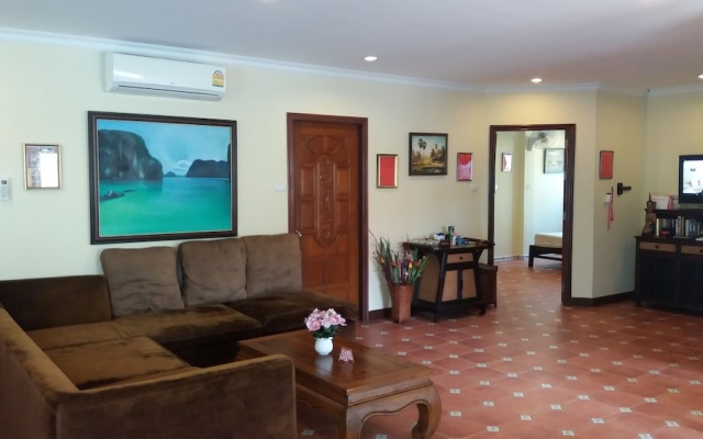 Baan ViewBor Pool Villa – Lobby – Pattaya