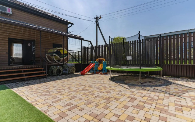 West House with swimming pool and sauna