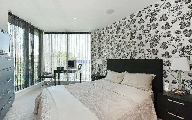 Luxury City Apartment in London Battersea Reach