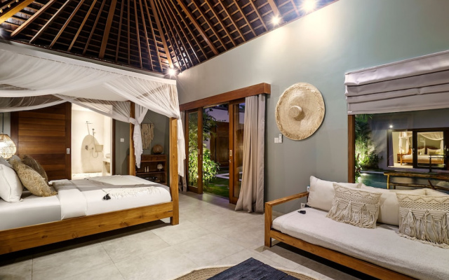Villa Nabi by Alfred in Bali - New Family 5BR Villa Next to Seminyak Beach – Guest Rooms – Kuta