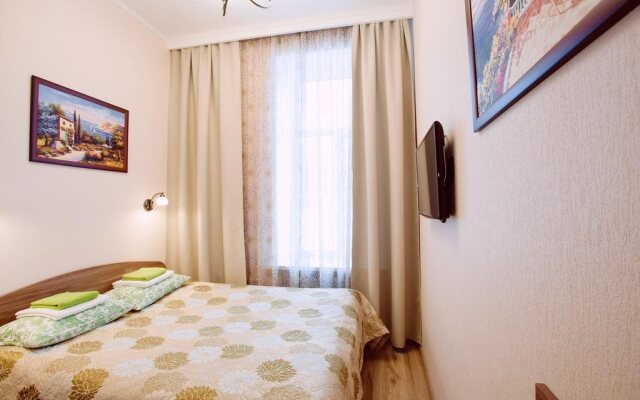 On Maroseyka Living Quarters