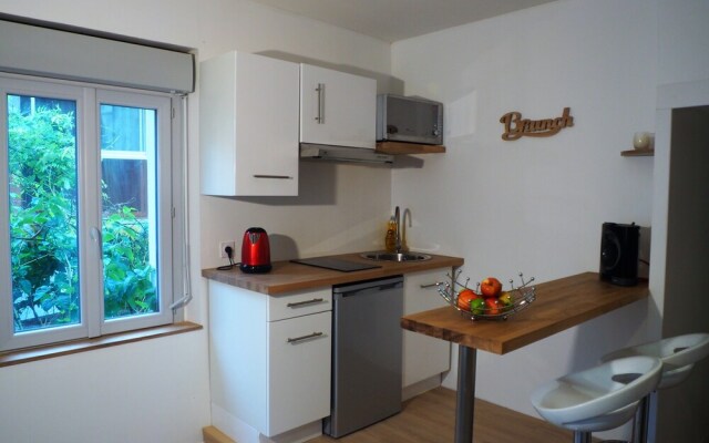 Studio moderne et calme hypercentre